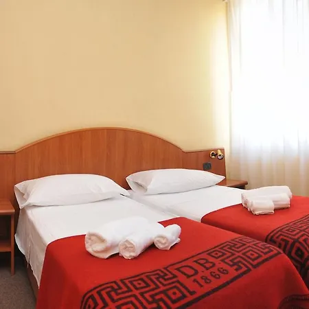 Hotel Rodia 3*