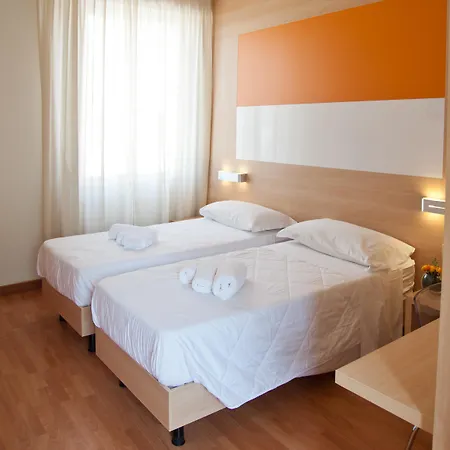 Hotel Rodia 3*