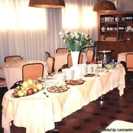 Hotel Rodia 3*